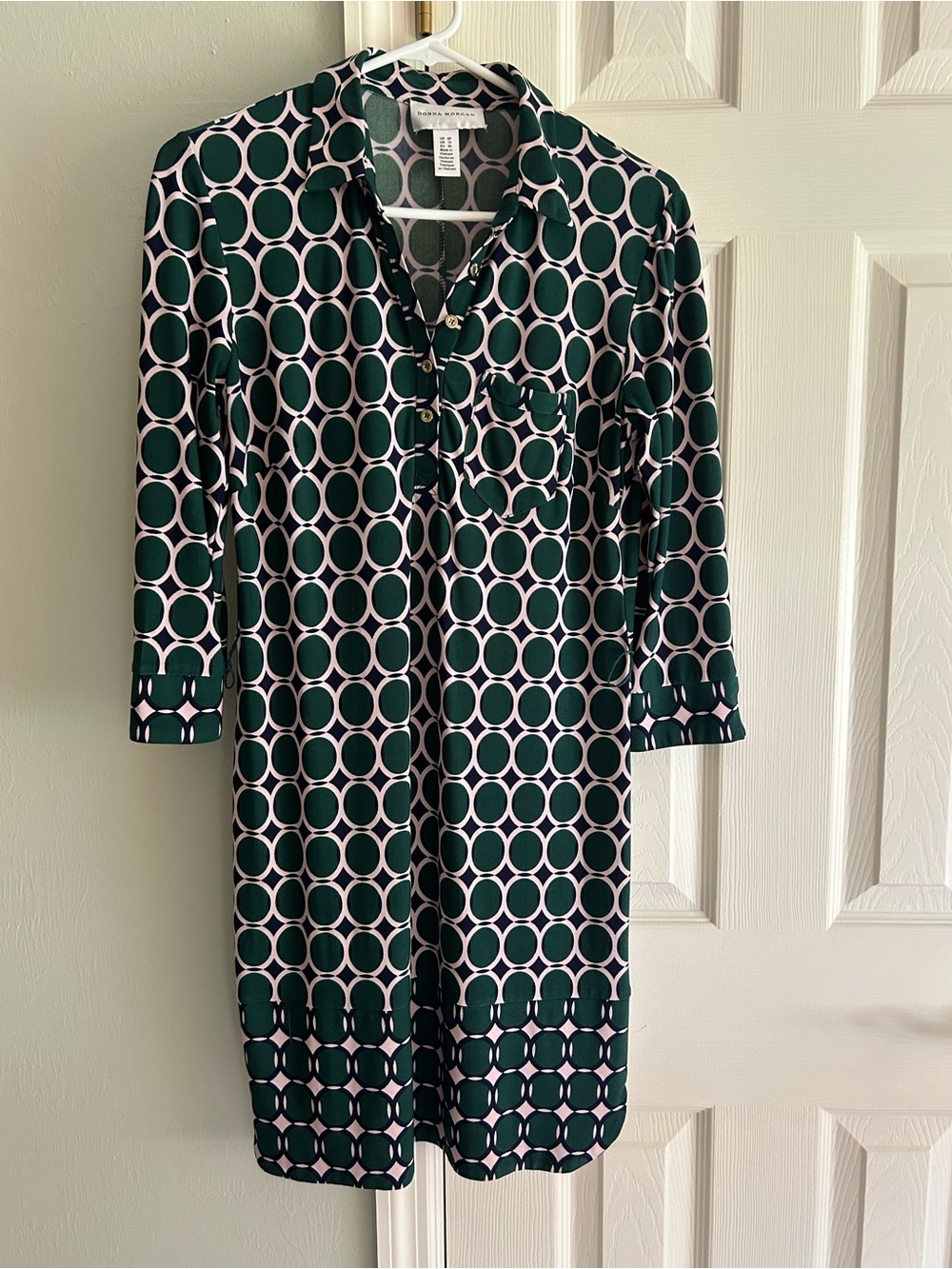 Donna Morgan Green and White Geometric Print Dress
